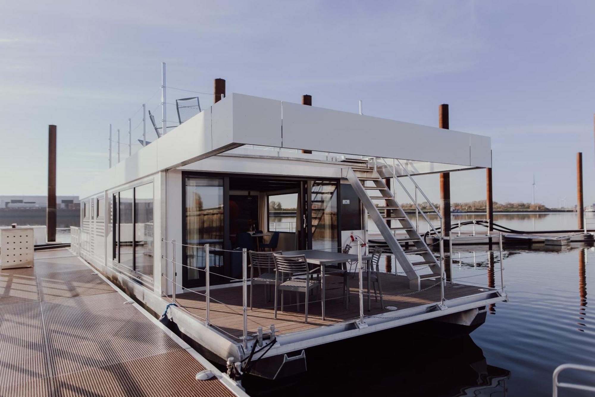 Hausboote Am Lankenauer Hoeft Bremen Luaran gambar